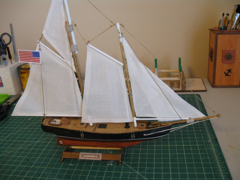 Mini Mamoli Schooner America Model Ship World™