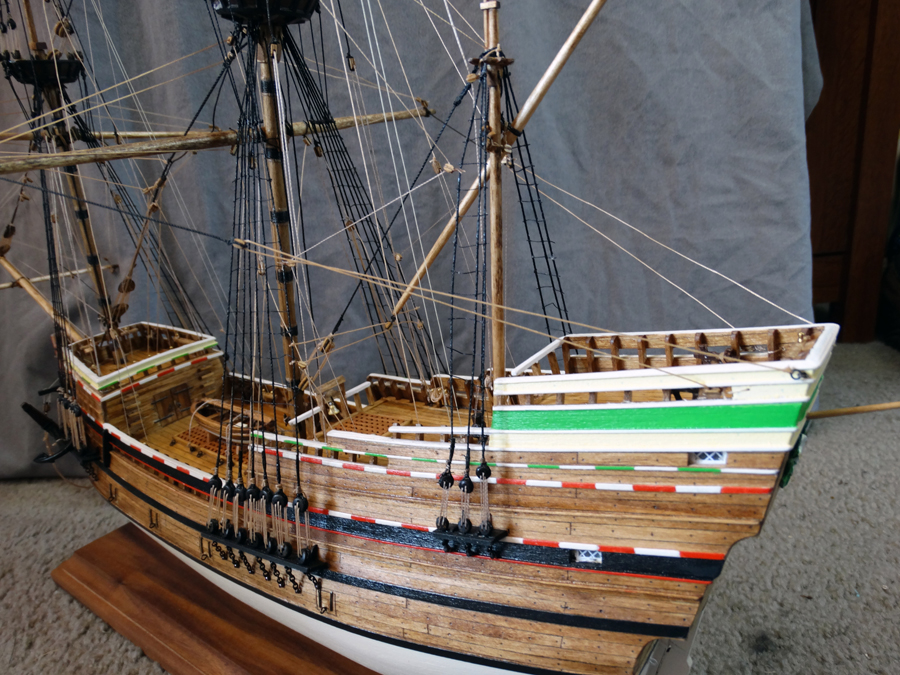 Сборка корабля из пластика. Мэйфлауэр корабль модель. Модель Мэйфлауэр Mayflower 1/100. Корабль Майфлауэр Моделист 1/100. Корабль Mayflower Revell.