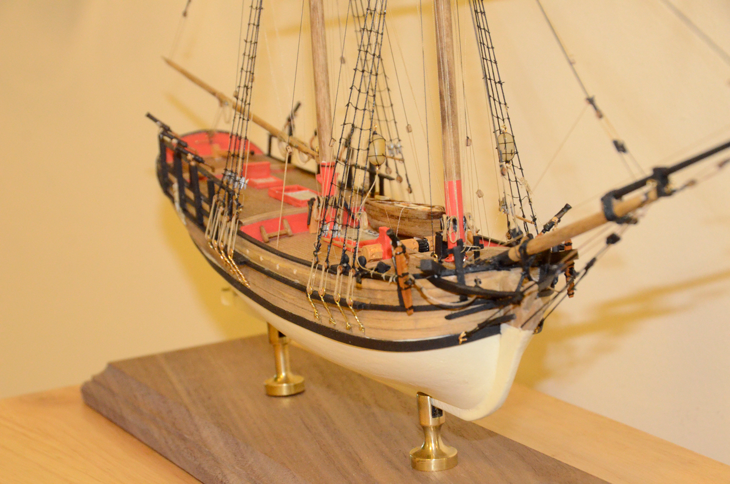 Sultana - Starboard bow quarter closeup - Gallery of COMPLETED Kit ...