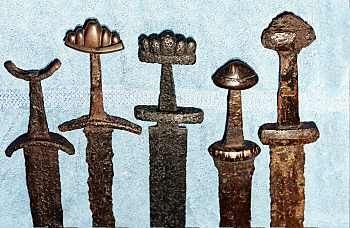 5 variations on Viking age sword hilts, pommels and guards ...