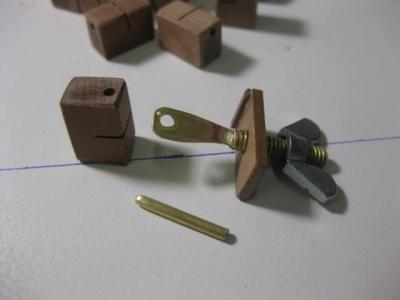 Clamps 002.jpg