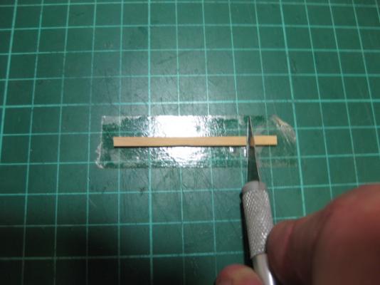 Cutting small pieces 002.jpg