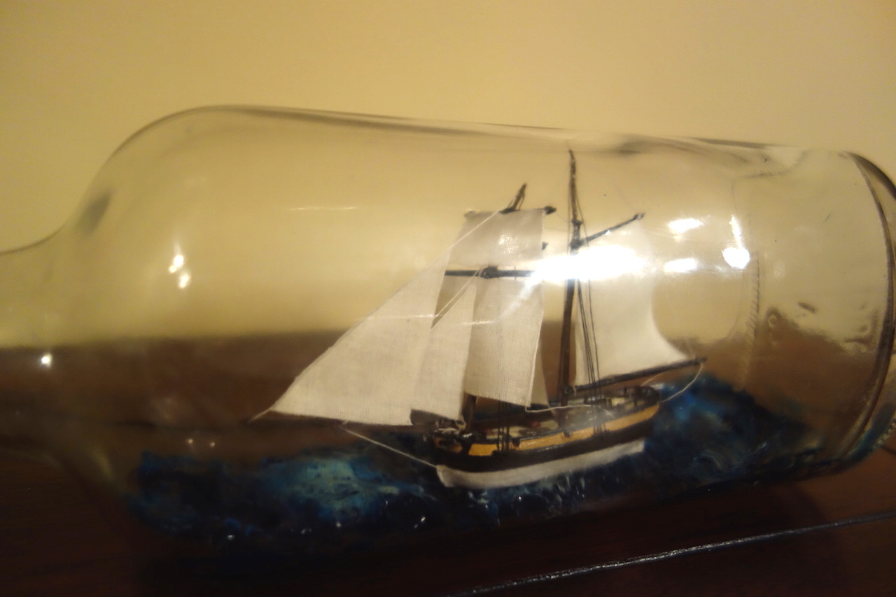  Amati #1355 Hannah Ship-In-A-Bottle Kit, 1/300 Scale : Arts,  Crafts & Sewing