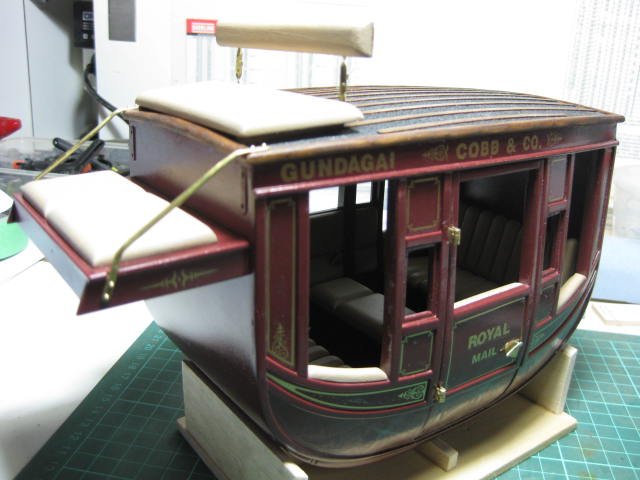 Wooden model: Diligence Stage Coach - Amati - Scale Model Boulevard