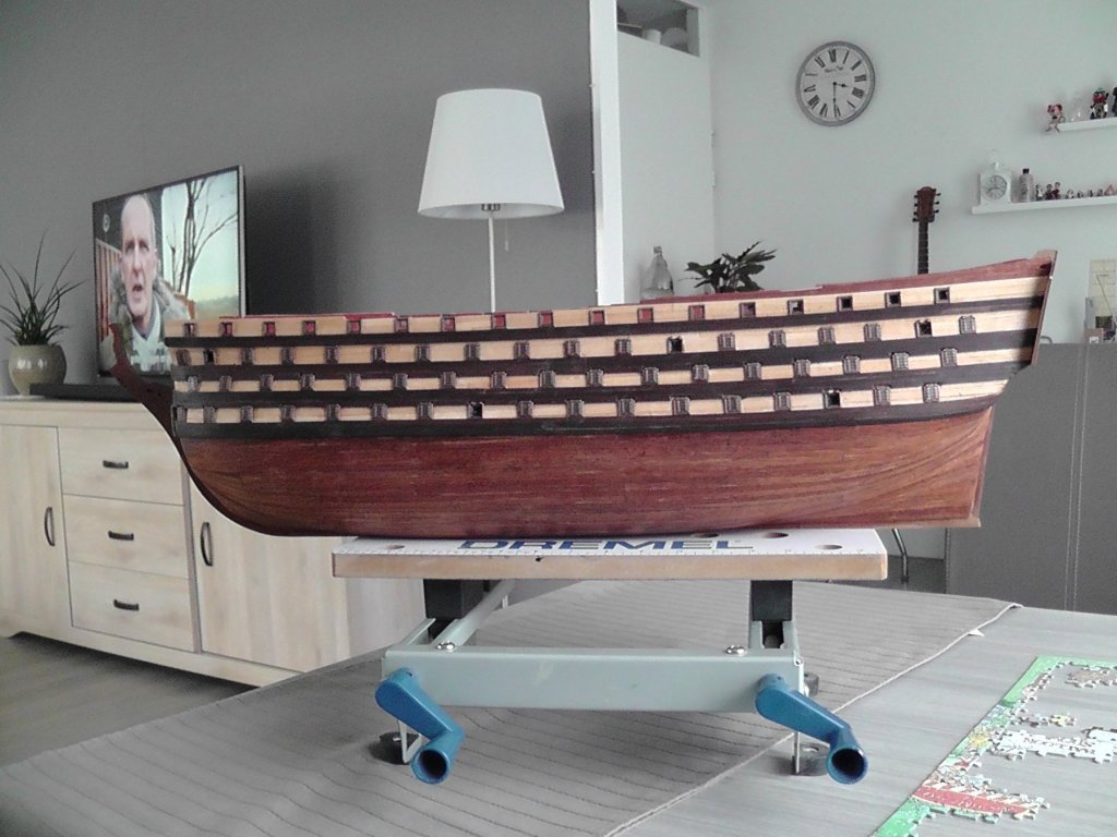 Hull with Tung oil portside.jpg
