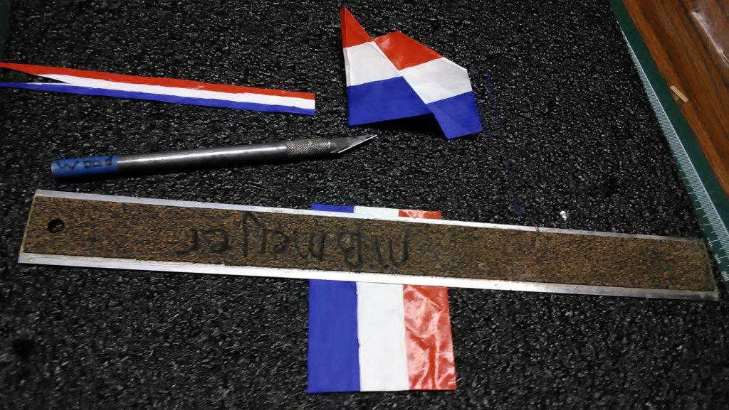 Utrecht, flag making crease 3.jpg