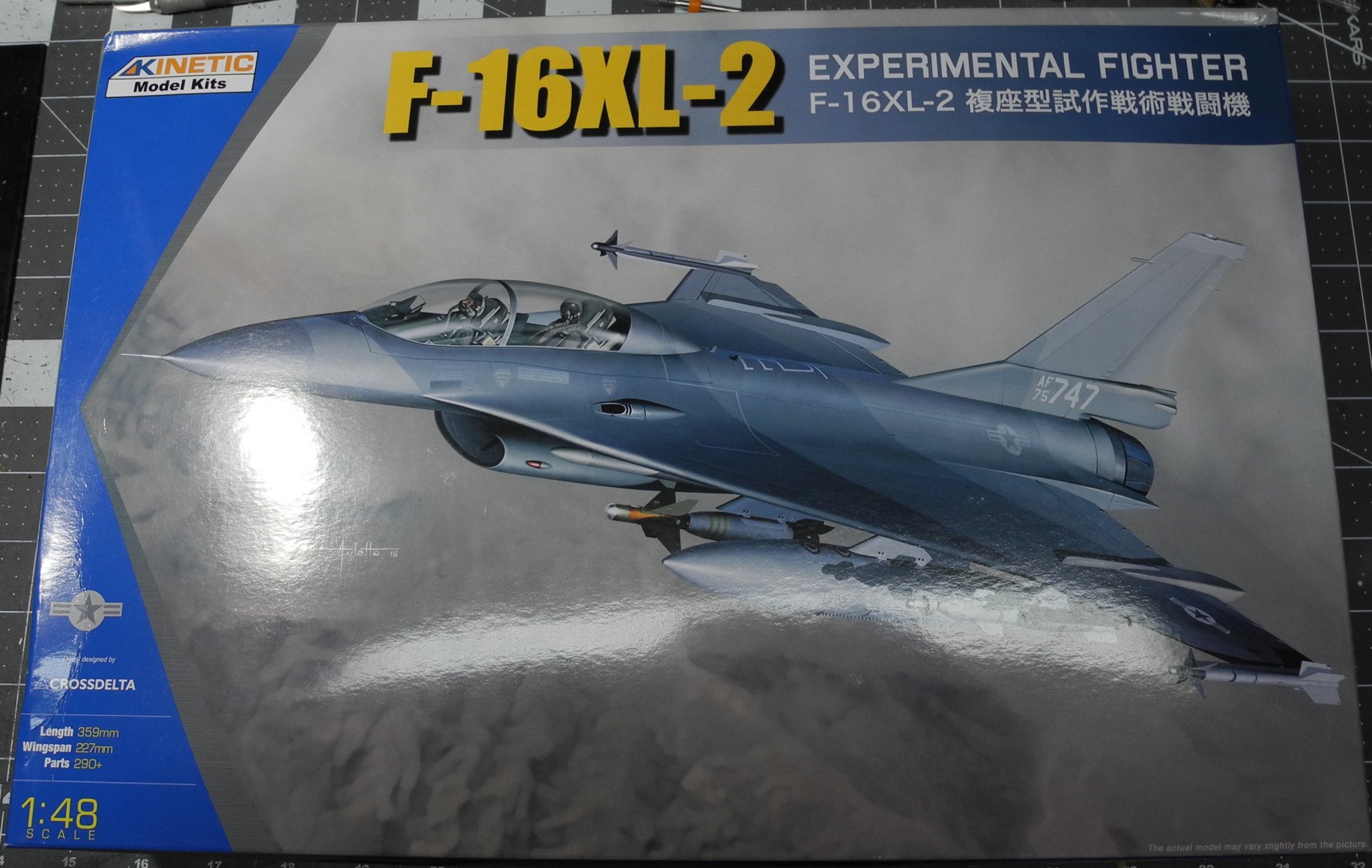 Kinetic 1/48 F-16XL2 Experimental Fighter K48086
