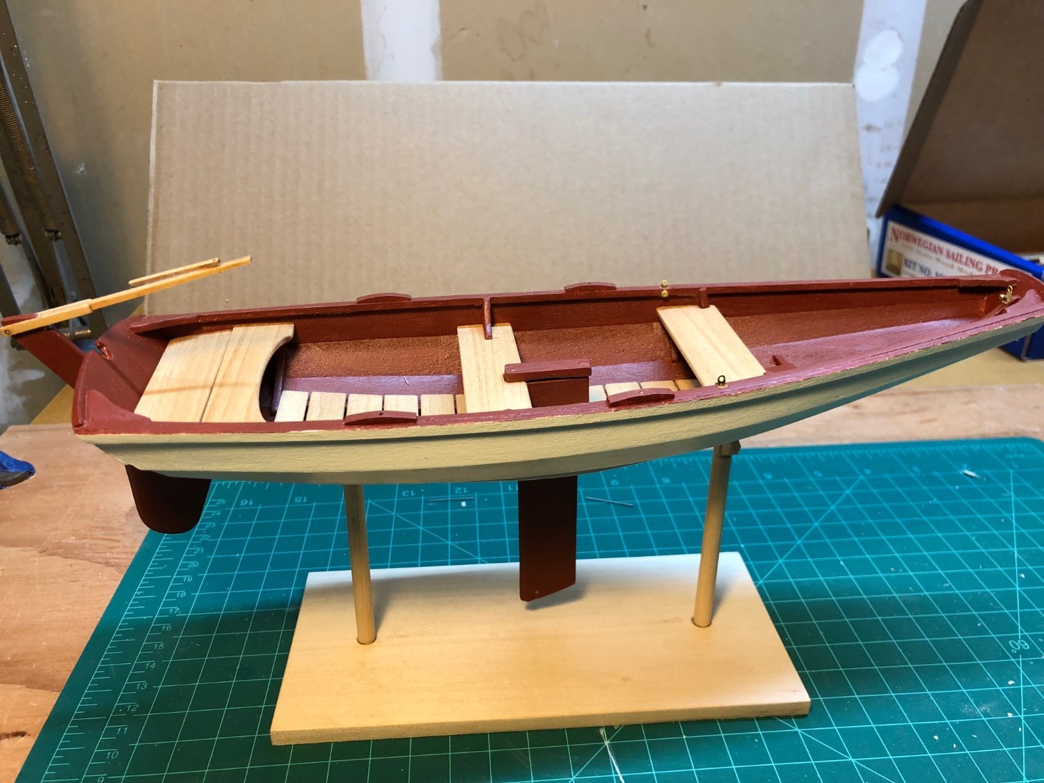 Model Shipways Lowell Grand Banks Dory with Tools 1:24 Scale