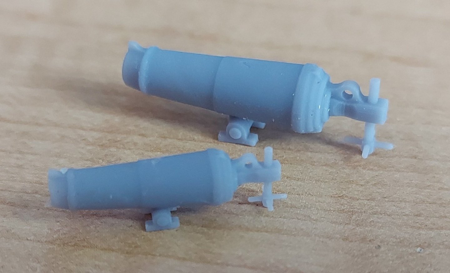 1 - 3D resin printed carronades.jpg