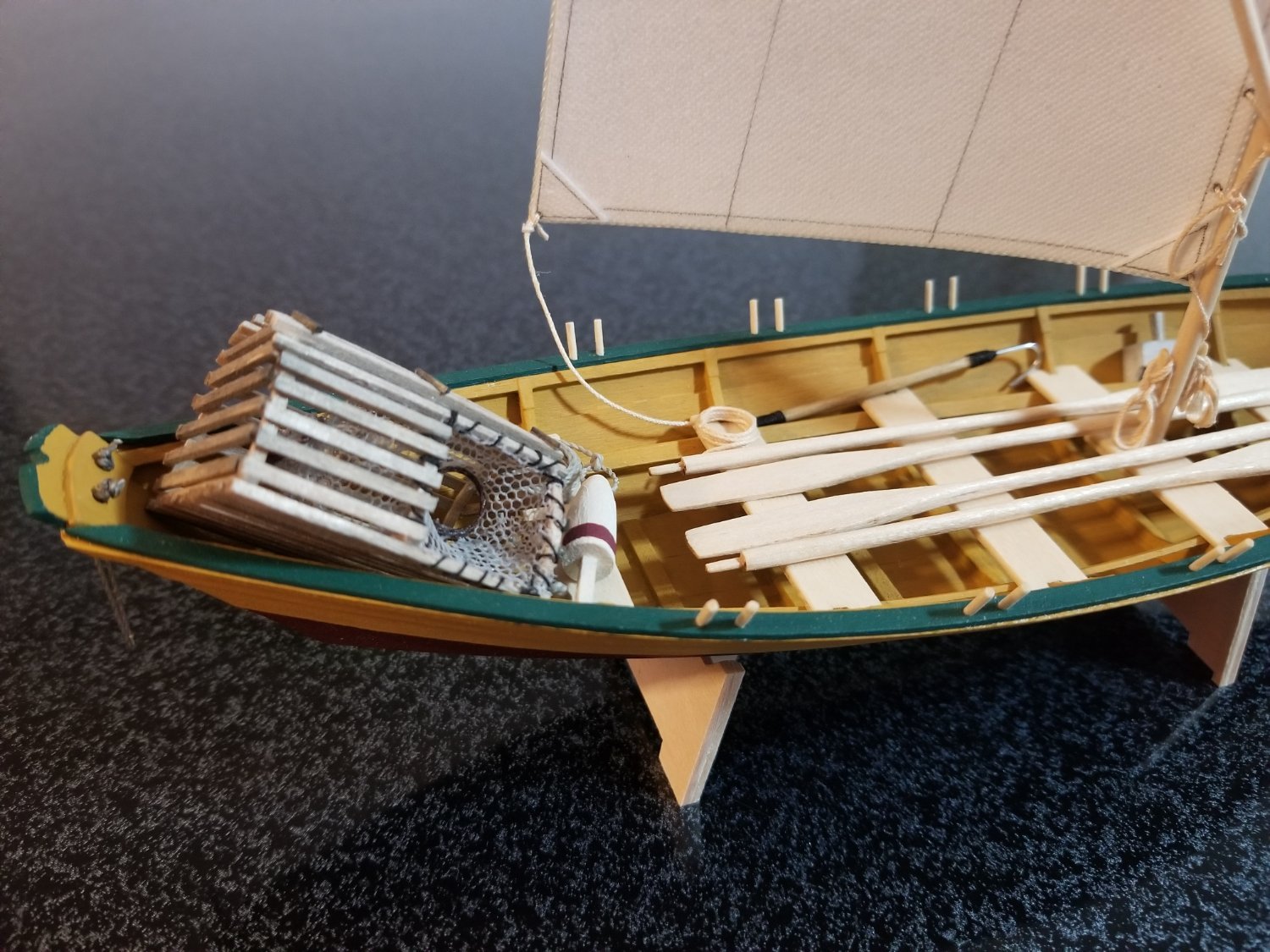 Model Shipways Lowell Grand Banks Dory with Tools 1:24 Scale
