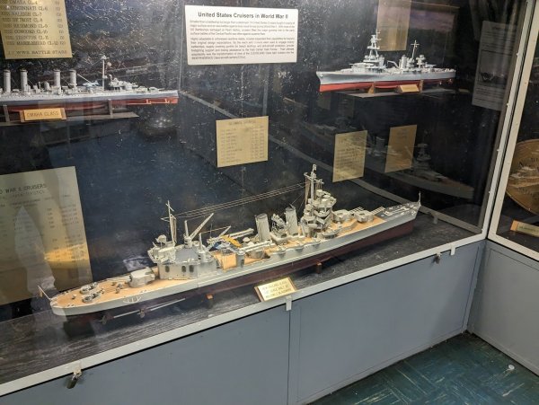 Omaha Class, Pensacola Class, and New Orleans Class cruisers.jpg