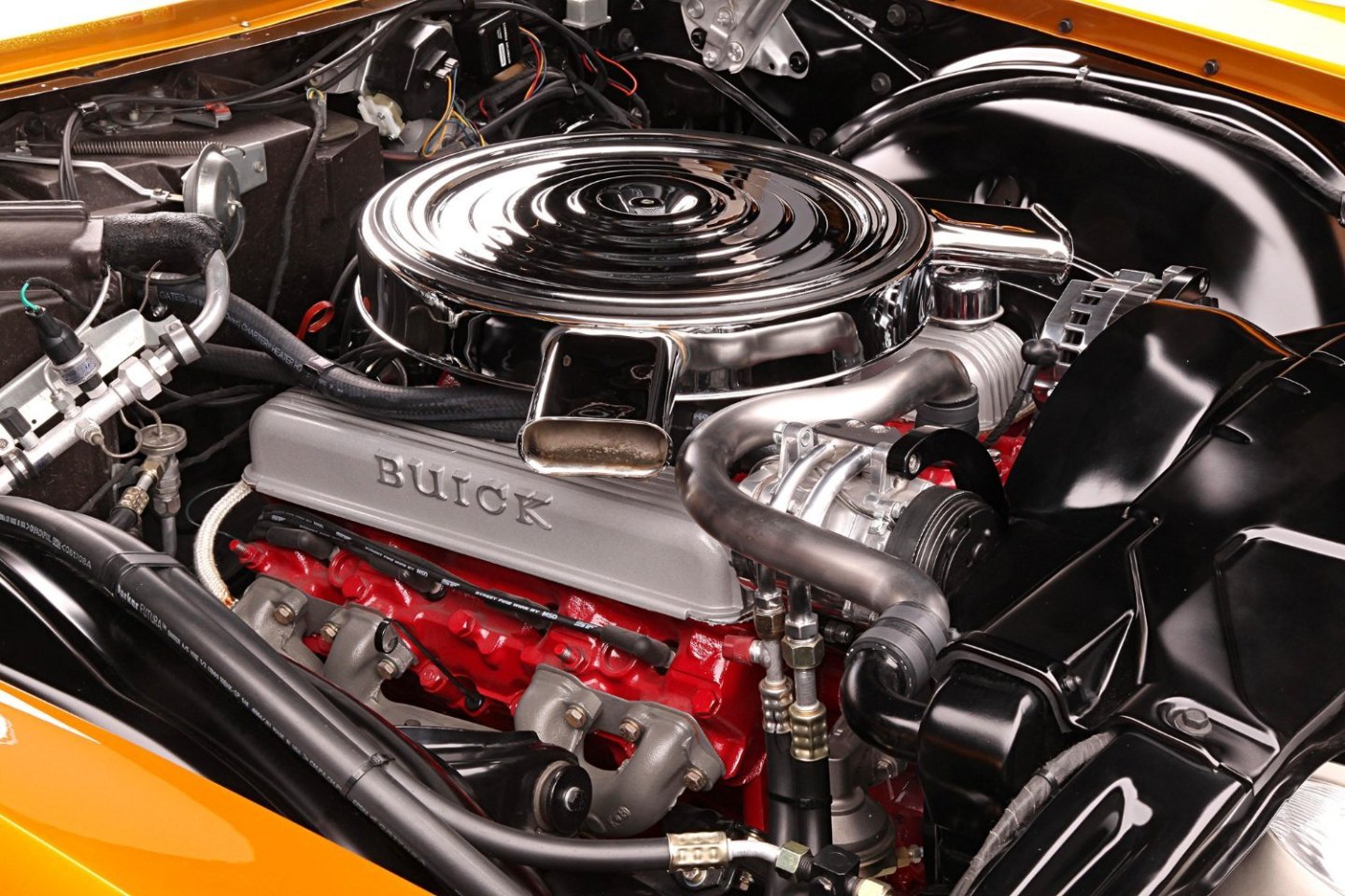1966-buick-riviera-custom-nailhead-engine-overview-2044564514.jpg