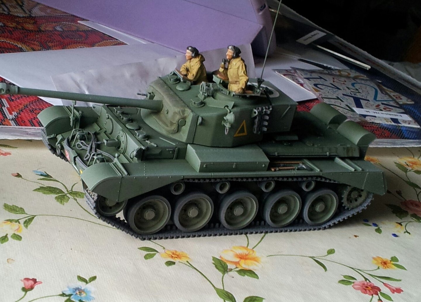 Tamiya_A34_Comet_1.35_scale1.thumb.jpg.60fa3278a6ee05c870e2a23e3cdd4eb3.jpg