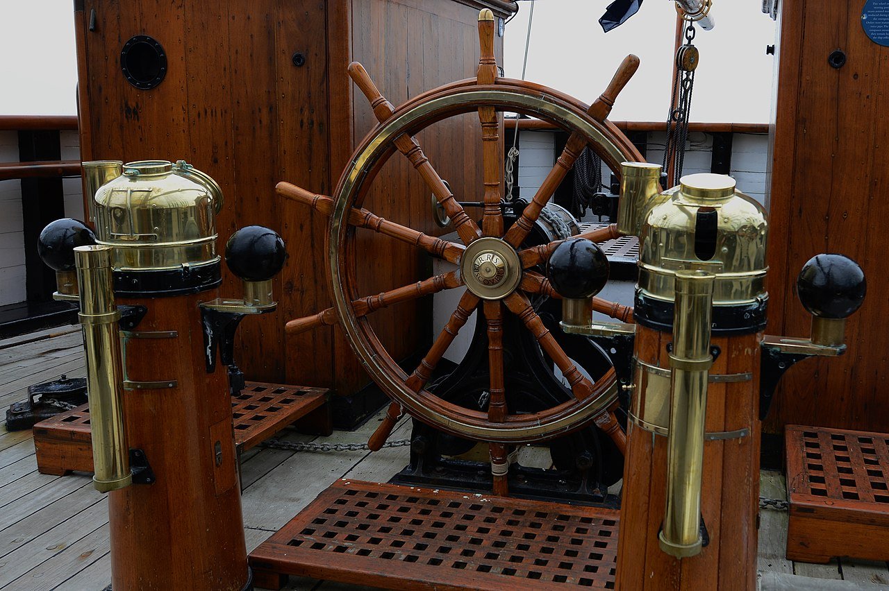 RRS_Discovery_Dundee_-_geograph_org.uk_-_4292996.jpg.4ffacc3057701eef9d43e5b732562747.jpg