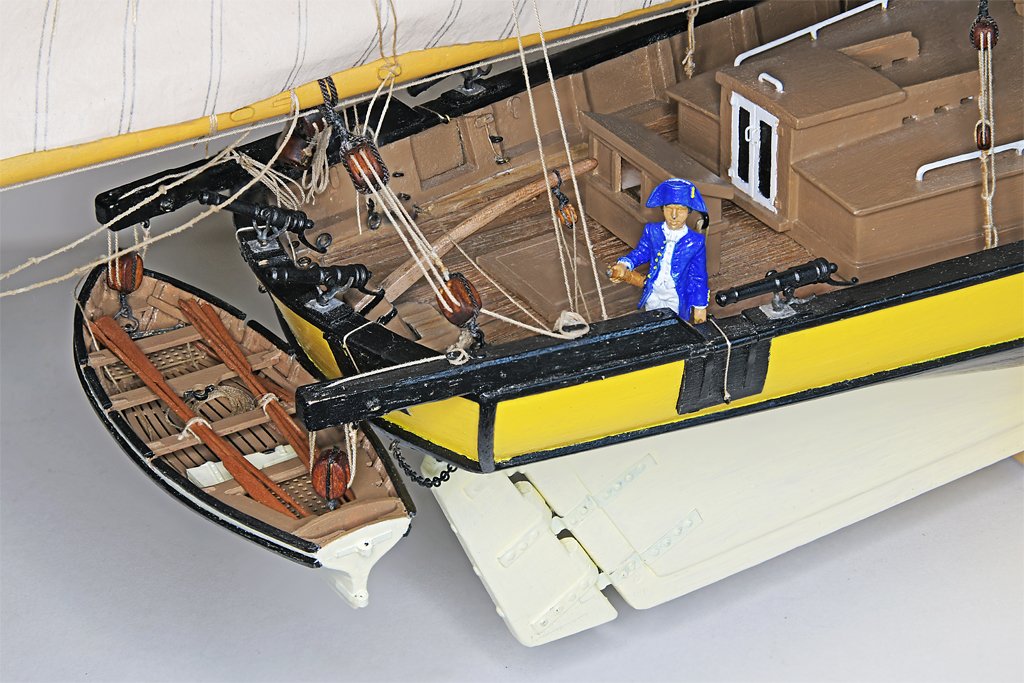 Boatindavits6.jpg.b1fa359cb09148299193dcd37c2faef3.jpg