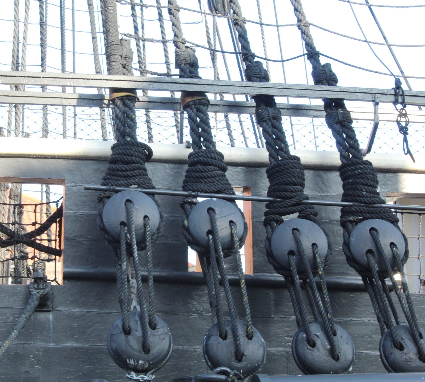 HMSTrincomalee.thumb.JPG.0dbe142a59df92b4f752c856978b0f1f.JPG