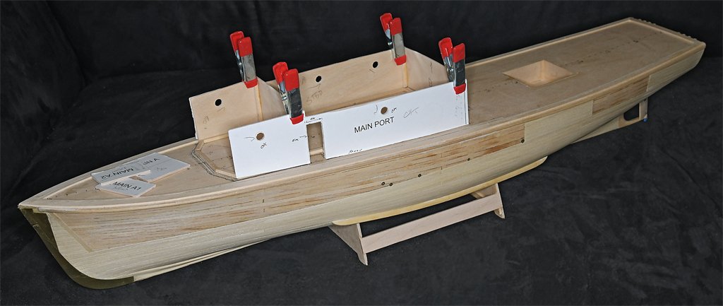 Deckhouse2.jpg.79b3a2e2d57ac2dc65af3d8ed5c122ce.jpg