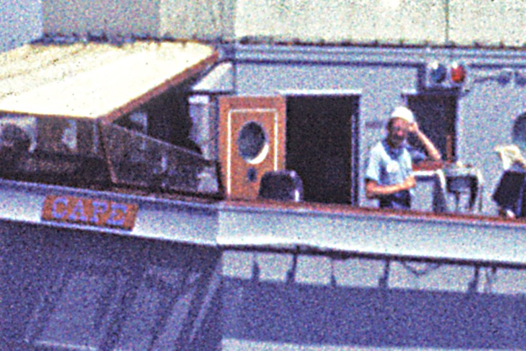 Mahoganydoor.jpg.979bda902bd0a91a258f1433a1acfcf7.jpg