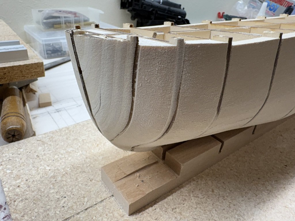 BowFillerBlocksBeingShaped.jpg.c75e09b82e1893fc0268127de801fa9a.jpg