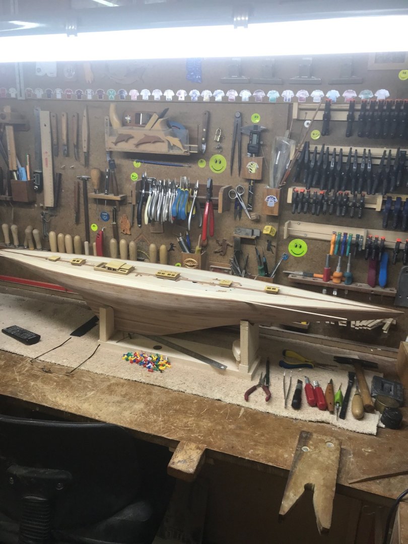 Deck mit Aufbauten.JPG