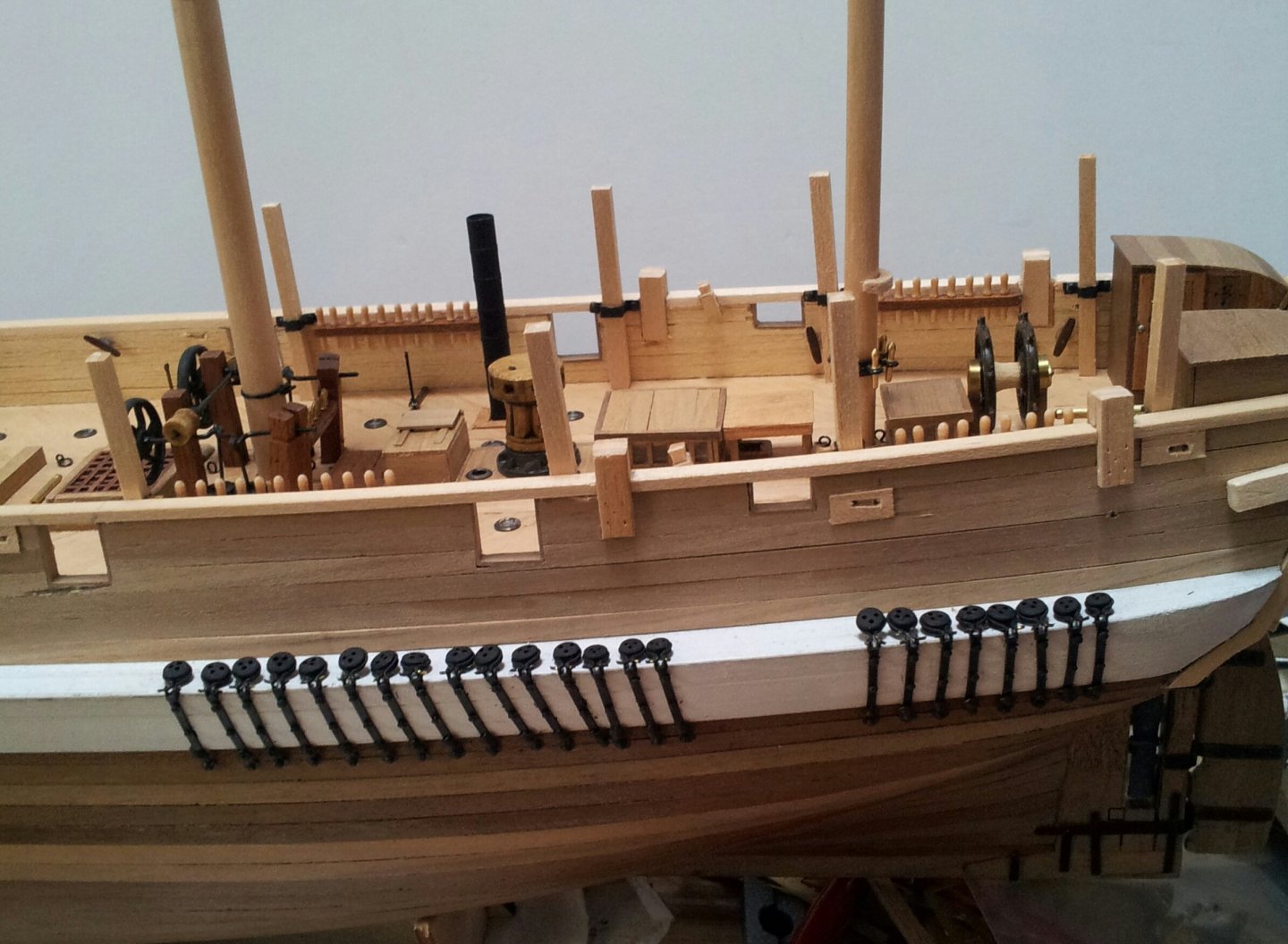 Erebus_davit_posts1.thumb.jpg.a2d51101a6c88201e1cd570dd95982f2.jpg