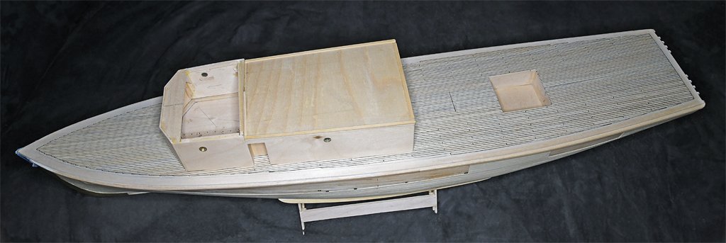 Plankeddeckanddeckhouse2.jpg.434607f3735dc0faac15873e50d24c1a.jpg