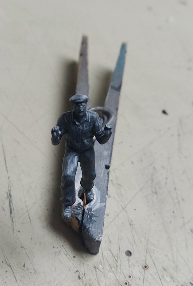 Sailorprimedfront.thumb.jpg.7022a0a5dbcb1f81dda0a723426cacb9.jpg