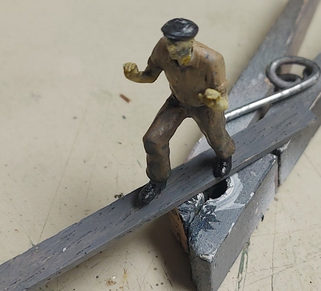 Sailorseconddrybrush.jpg.d600b6b3032e582e8386ada6d4a86e8c.jpg