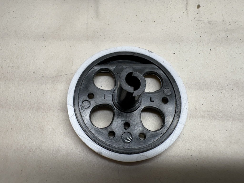 Wheel1L.jpg.fbf747424e071300a3dddf8cfb46209c.jpg