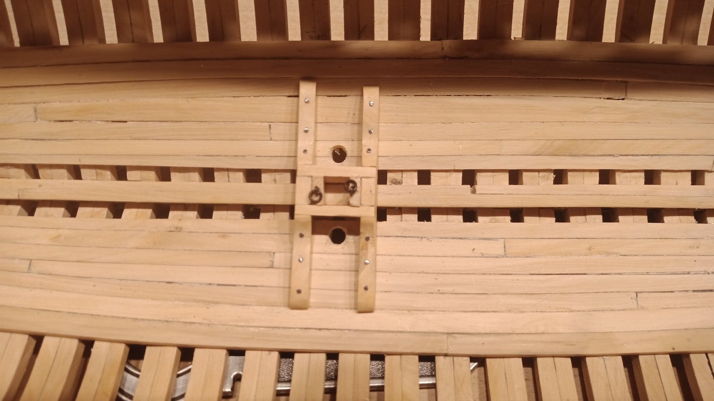 Innenausbau5.thumb.jpg.b3bc5e5c457366783fb32149998dfb77.jpg