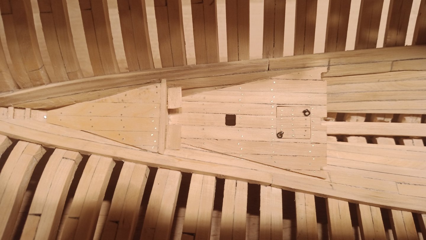 Innenausbau6.thumb.jpg.4278e9ad32e62750888e3e5b259dcc0b.jpg