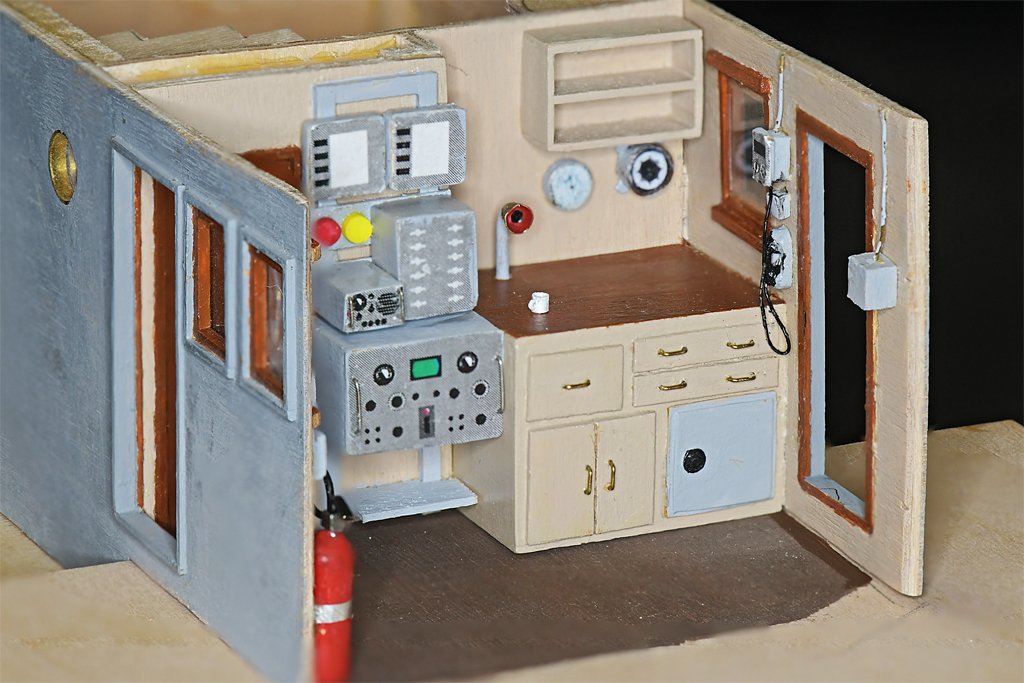 pilothouse2.jpg.3a844bed9b3a4948a9f8c8ef07e9e935.jpg