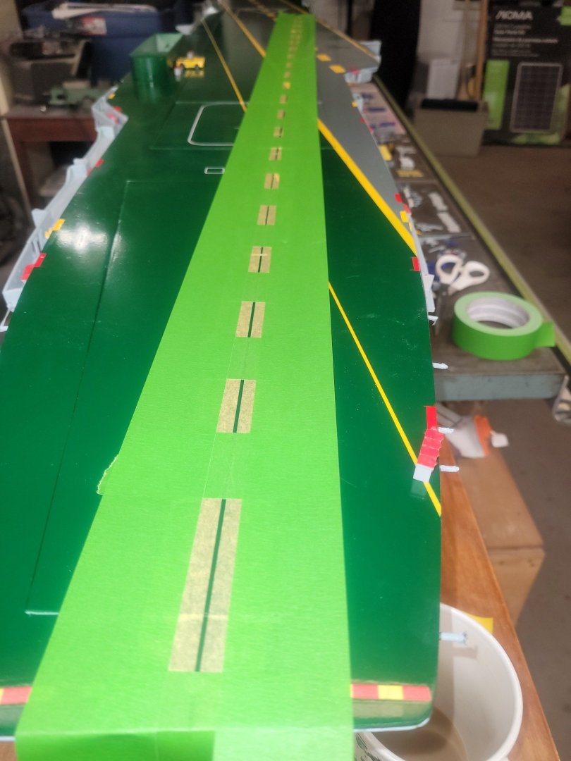 Flight deck Long white line.jpg