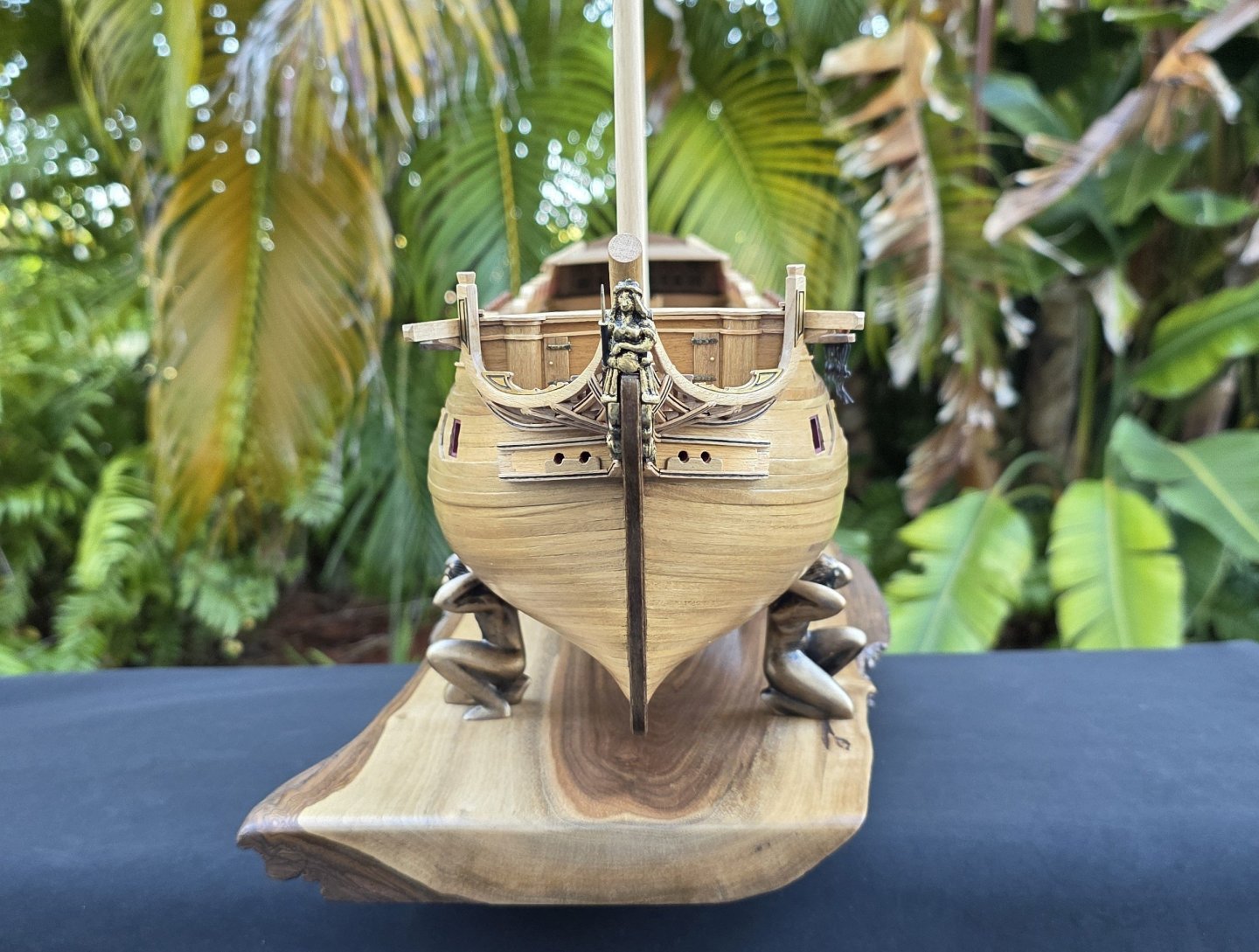 Figurehead front .jpg